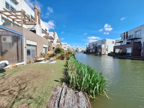 Departamento con salida al lago en El Sendero, Nordelta